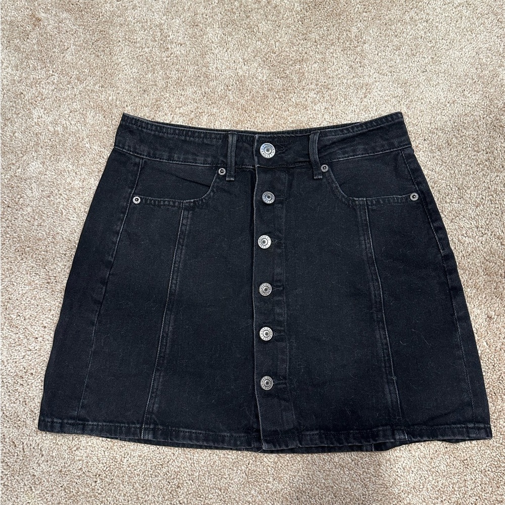 American Eagle Black Denim Skirt, size 2
